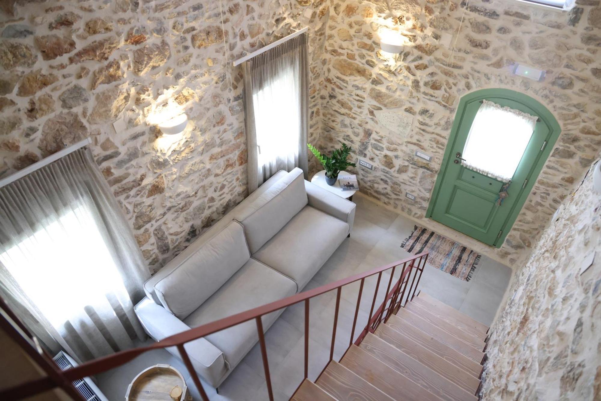 Apartment Kapetanospito Kardámyla